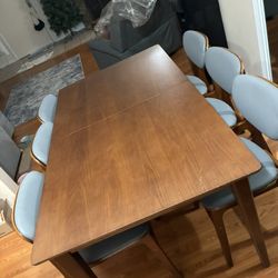 Levity Butterfly Leaf Dining Table