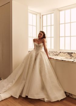 Leah Da Gloria Wedding Dress