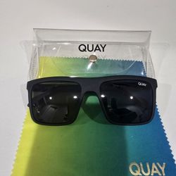 QUAY Woman's Sunglasses 