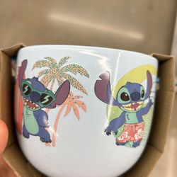 NWT Stitch noodle Bowl bundle set