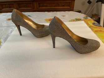 Fiona Night Sparkle Gold/Silver Heels - Size 8