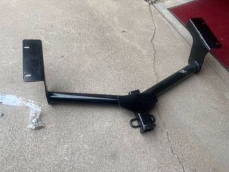 RAV4 Hitch W/Hardware. New, 06-18’