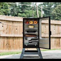 BBQ Smoker Masterbuilt® 30-inch Digital Electric Vertical BBQ Smoker with Leg Kit, Side Wood Chip Loader and 710 Cooking Square Inches