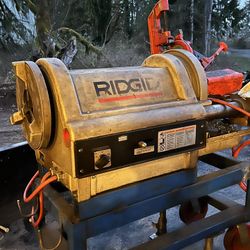 Ridged 1224 Pipe Threading Machine 