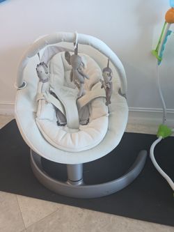 Perfect condition nuna swing