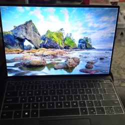 Dell Xps 13 9310 16gb 512gb 11th Gen I7-1195G7 2.9ghz UHD Touch 4k Display