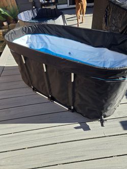 Cold plunge  and with ice blocks
