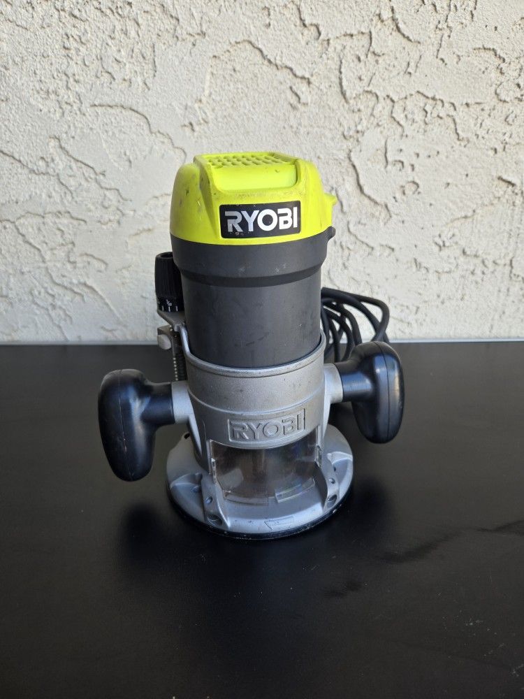 Ryobi 8.5 Amp 1-1/2 Peak HP Fixed Base Corded Router, model R163GVN