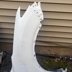 2018 Nissan rock passenger side fender