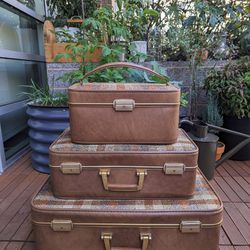 Invicta Brown Tweed & Leather Vintage Luggage Set Brief Makeup Case