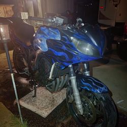 2006 Yamaha FZ6