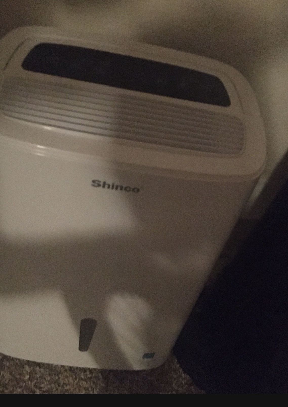Shinco Dehumidifier
