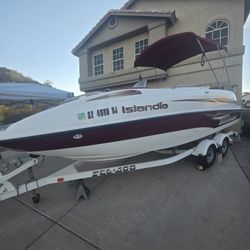 2005 Jet Boat