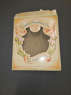 NEW CERAMIC  SHORTBREAD PAN