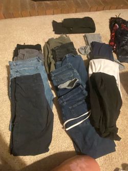 Over 40 pieces of men’s clothing size large 34 waist Over 40 pieces of men’s clothing size large 34 waist