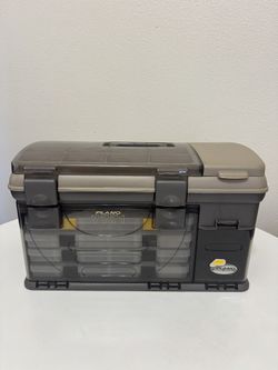Plano 7771 Guide Series Tackle Box w/ Storage Utility Trays & Spinnerbait Racks