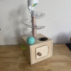 Lovevery Ball Spinner