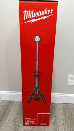 Milwaukee M18 🚨🔥Rocket Tower Light 2131-20