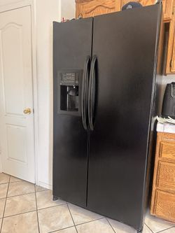 GE Fridge
