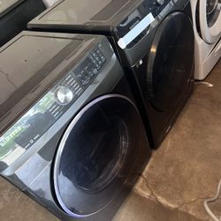 Washer & Dryer Set
