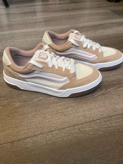 Hylane vans / size 6