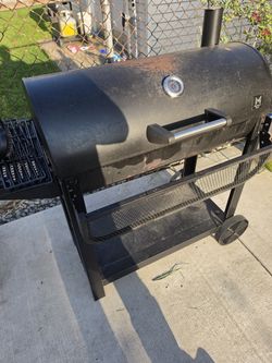 Charcoal grill