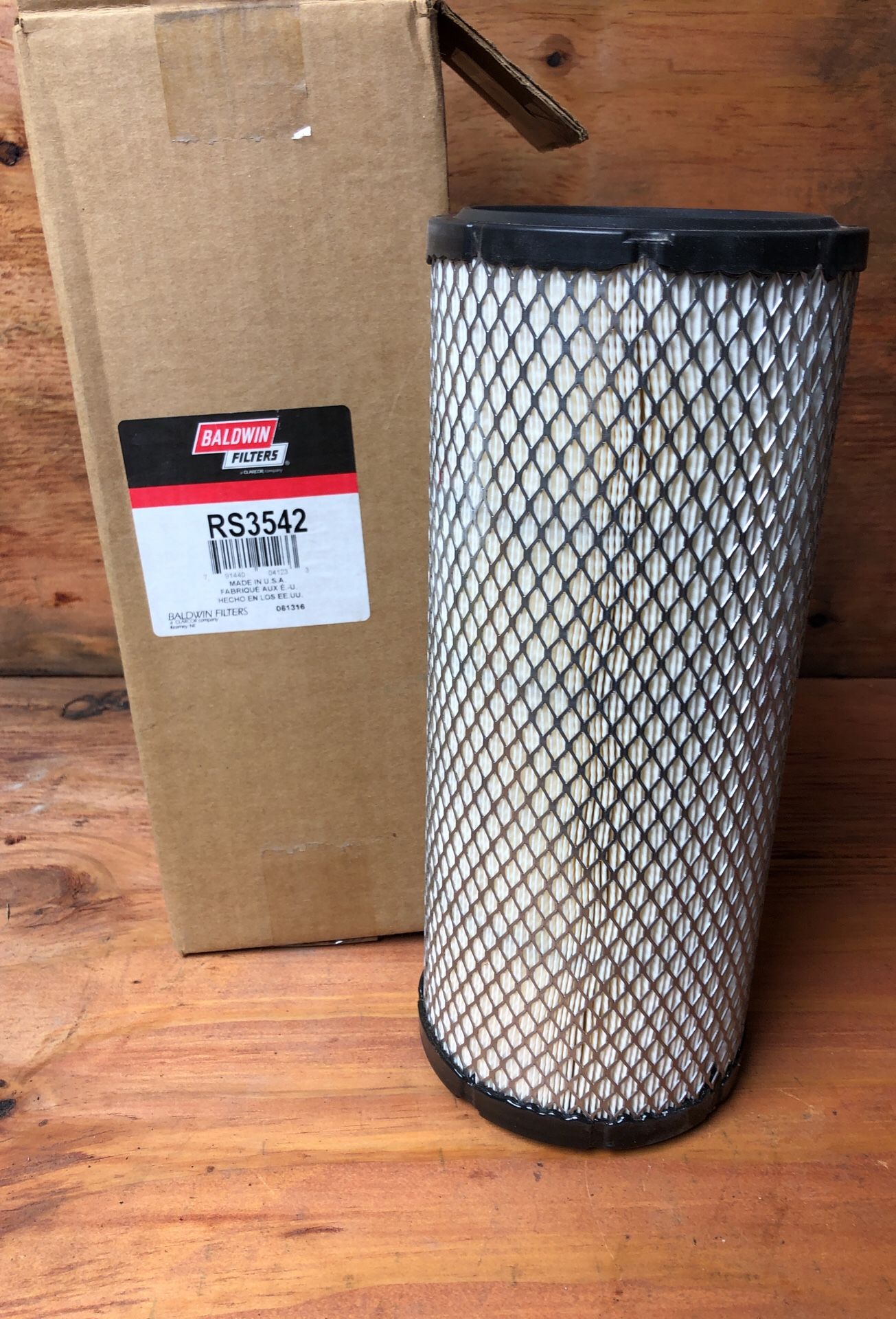 RS3542 outer air filter Bobcat