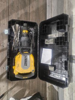 27ib dewalt chipping hammer for sale only used once asking price 475firm$ firm