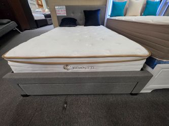Brand new 10" thick soft pocket coils full size mattress (rolled in box)