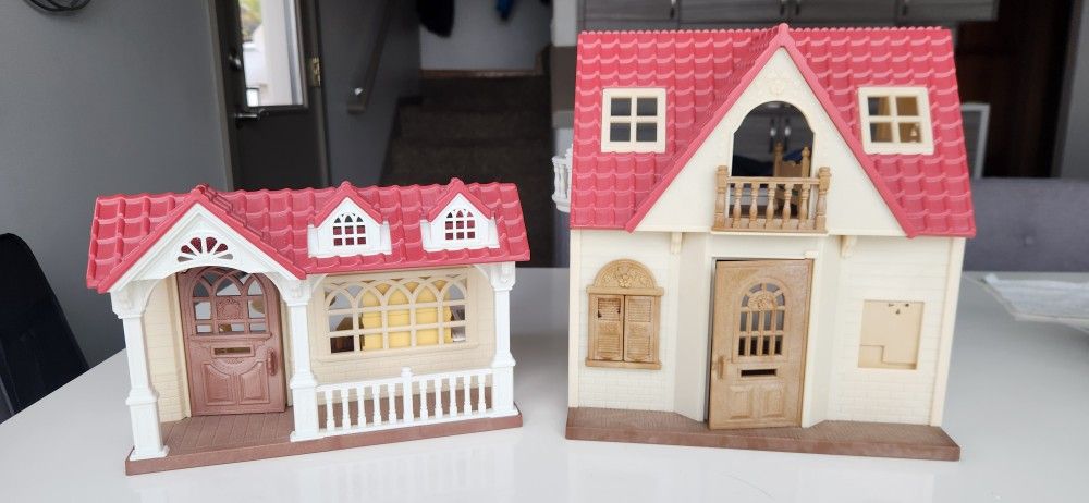 Calico Critters Cozy Red Cottage Doll House