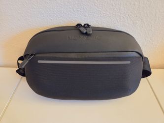 Nomadic Navigator Sling Bag 1L