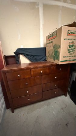 Dresser & Mirror set