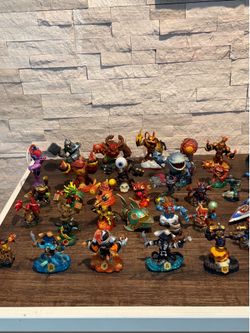 Skylanders Lot of 30+ | 5 SWAP FORCE (Magna Charge, Wash Buckler)  - + 5 GIANTS