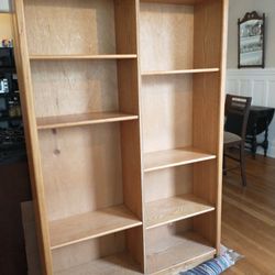 Oak veneer bookshelf