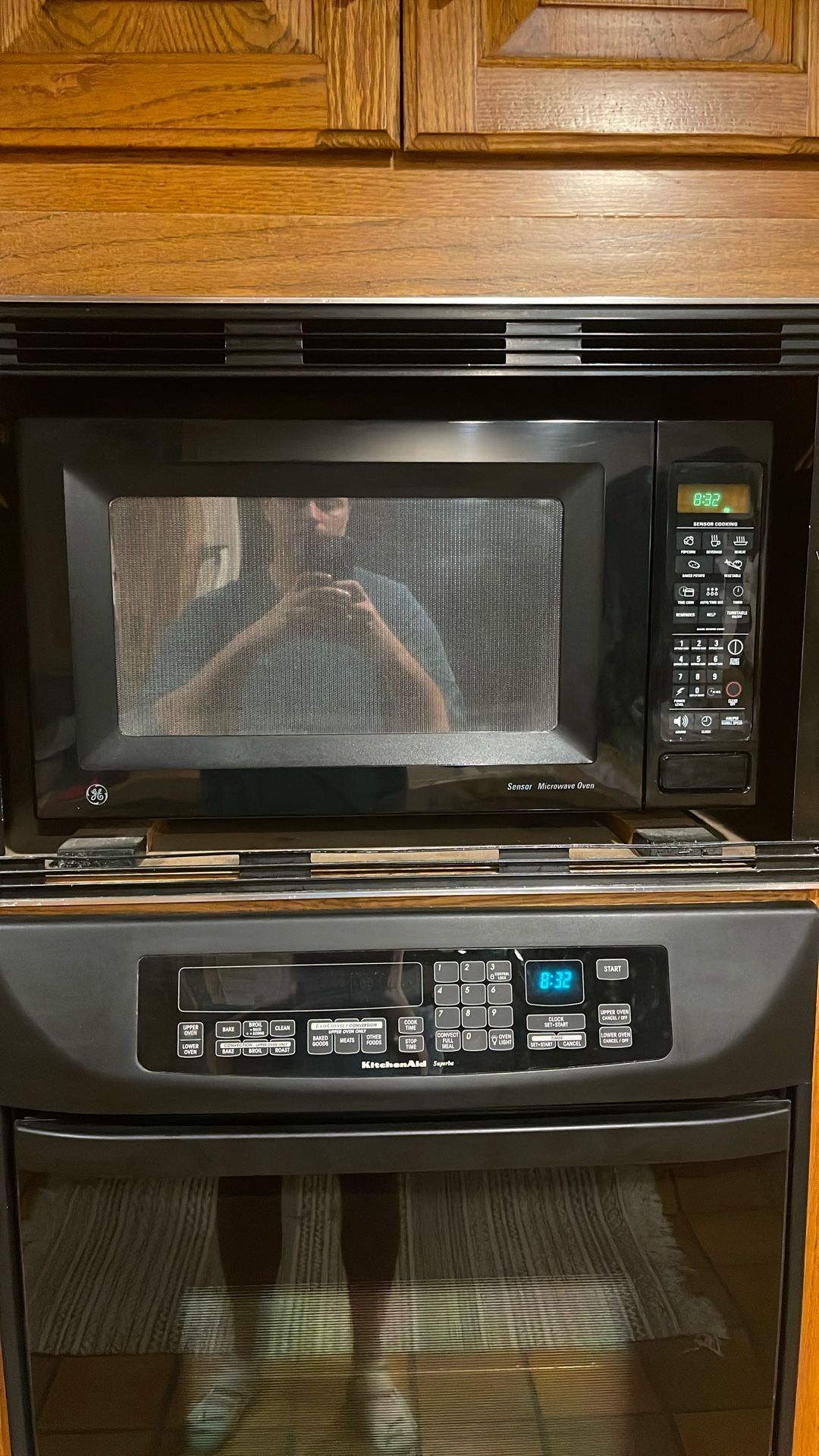 GE Microwave 24”