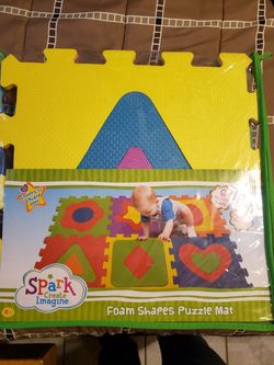 Foam shapes puzzle mat