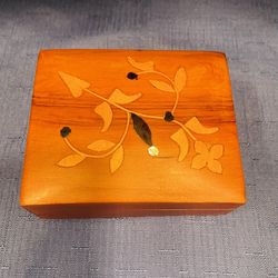 Beautiful Solid Wood Inlaid Wood Box With Mother Of Pearl 