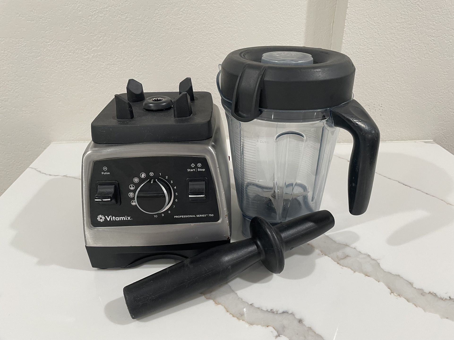 Vitamix Professional Series 750 Blender