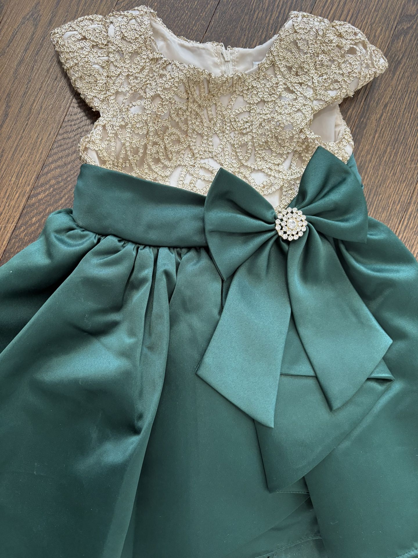 Gold And Satin Green. Sizes 2&5