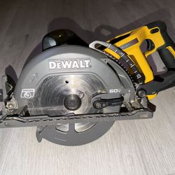 DEWALT DCS577 60V FLEXVOLT Worm Drive Circular Saw – Tool Only – Works Perfect