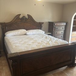 King Bedroom Set
