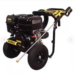 4400 PSI 4.0 GPM Cold Water Gas Pressure Washer