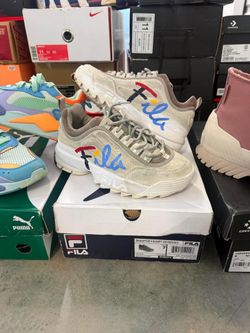Wmns Fila Disruptor II Script Distressed / Size 7Y