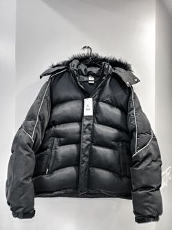 Supreme Jordan Puffer Jacket FW24 Size L