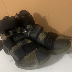 Lebrons 10’s Camouflage 