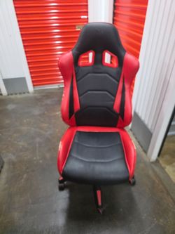 Red and Black Racing Style Gaming Chair
