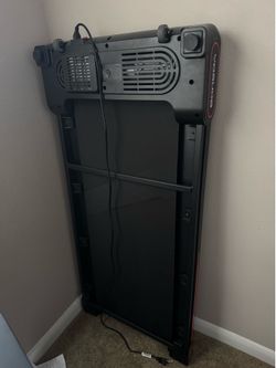Walking pad with remote