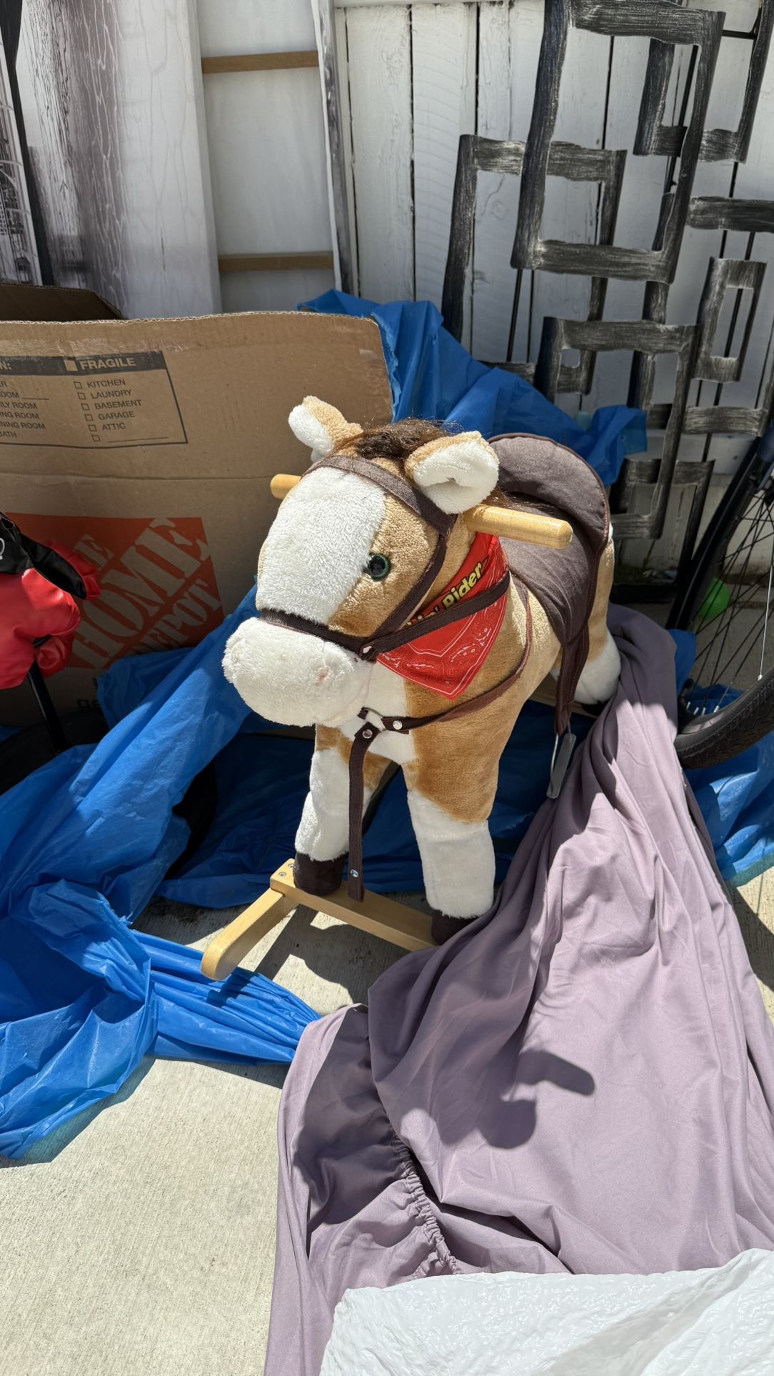 Toys free