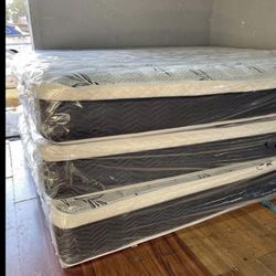 new orthopedic Pillow top mattresses Colchones nuevos ortopédicos pillow top Queen size $150 - $210 With Box Spring Full size $140 - $200 With B