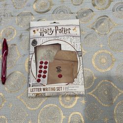 Harry Potter Letter Writing Set